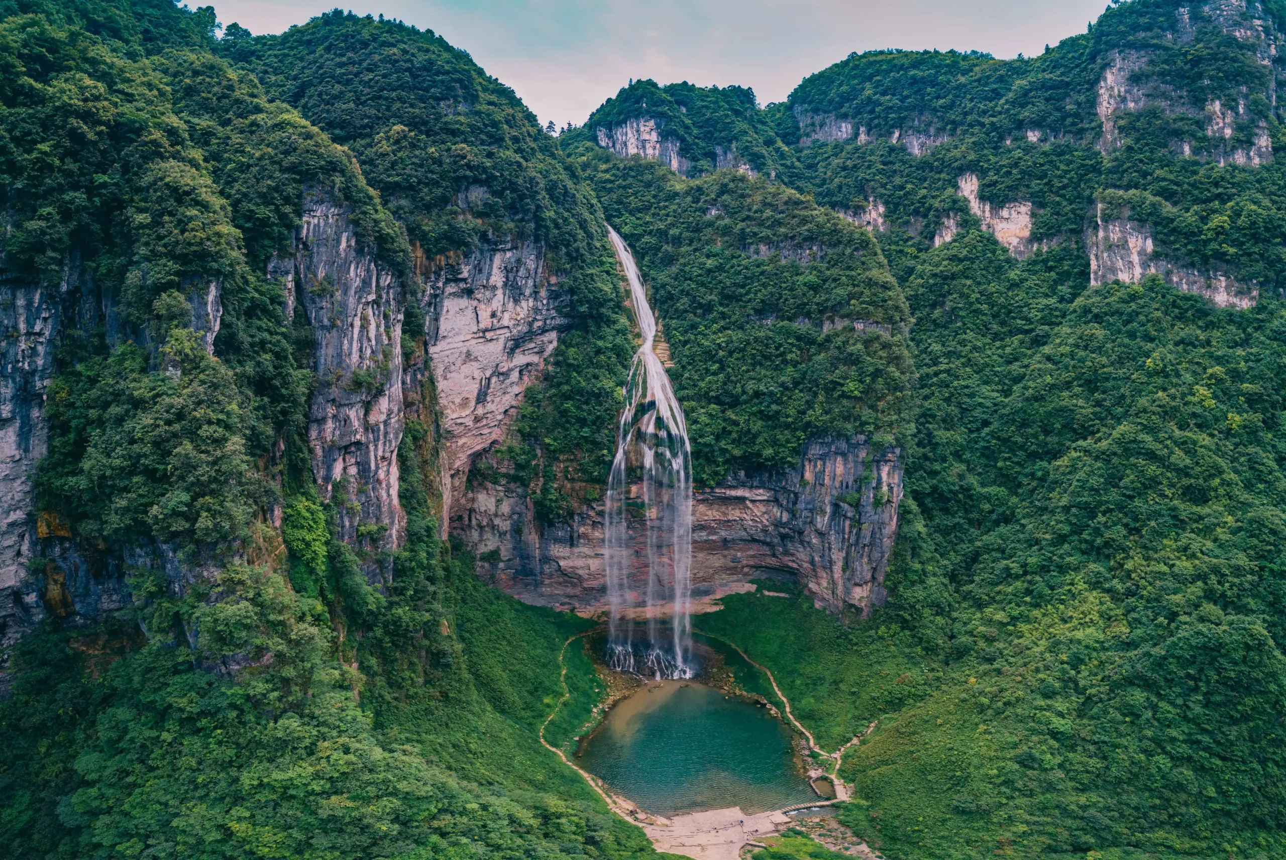 Kawasan Wisata Keajaiban Aizhai