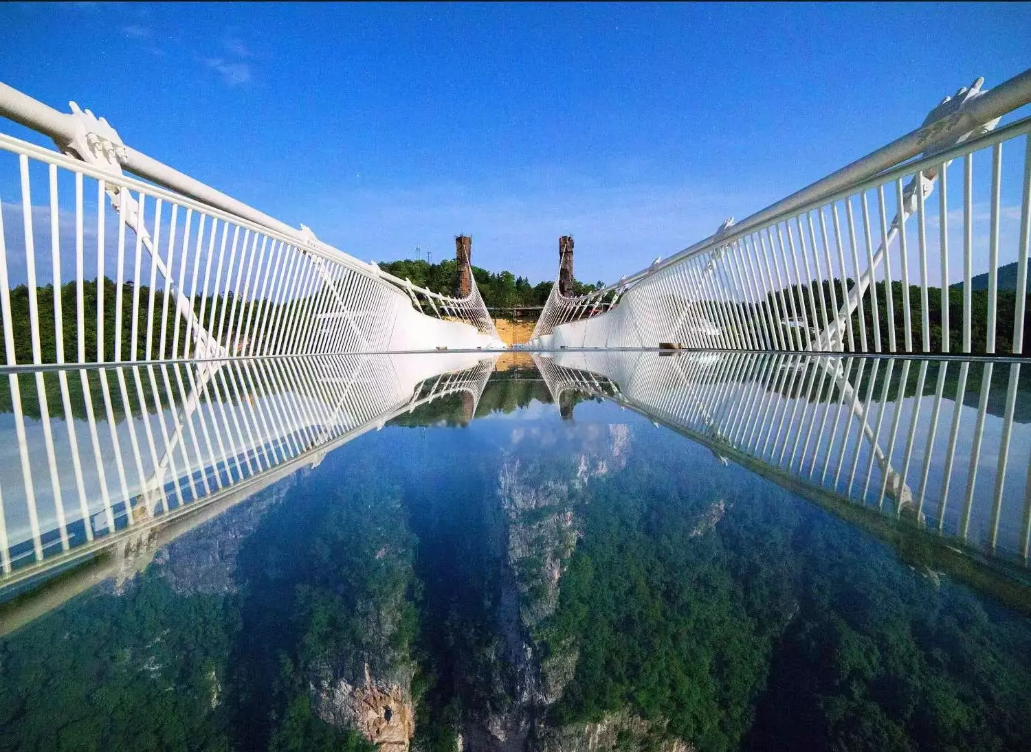 Jembatan Kaca Grand Canyon