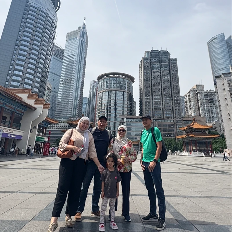 Keluarga Muslim dalam tur Xi'an bersama HalalChinaTrips