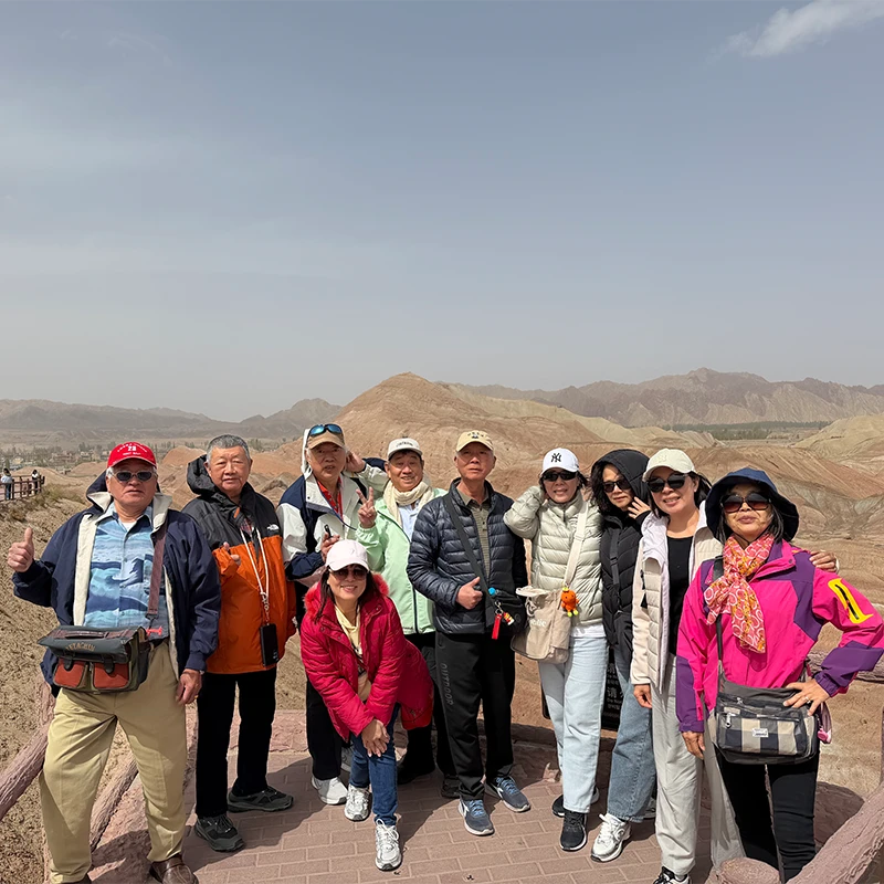 Wisatawan Muslim dalam tur rombongan HalalChinaTrips di kawasan Kashgar