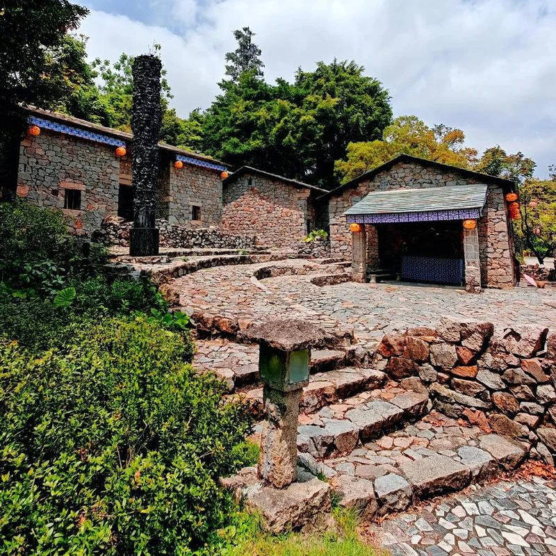 Paviliun tradisional dan lanskap mini di Splendid China Folk Village, Shenzhen