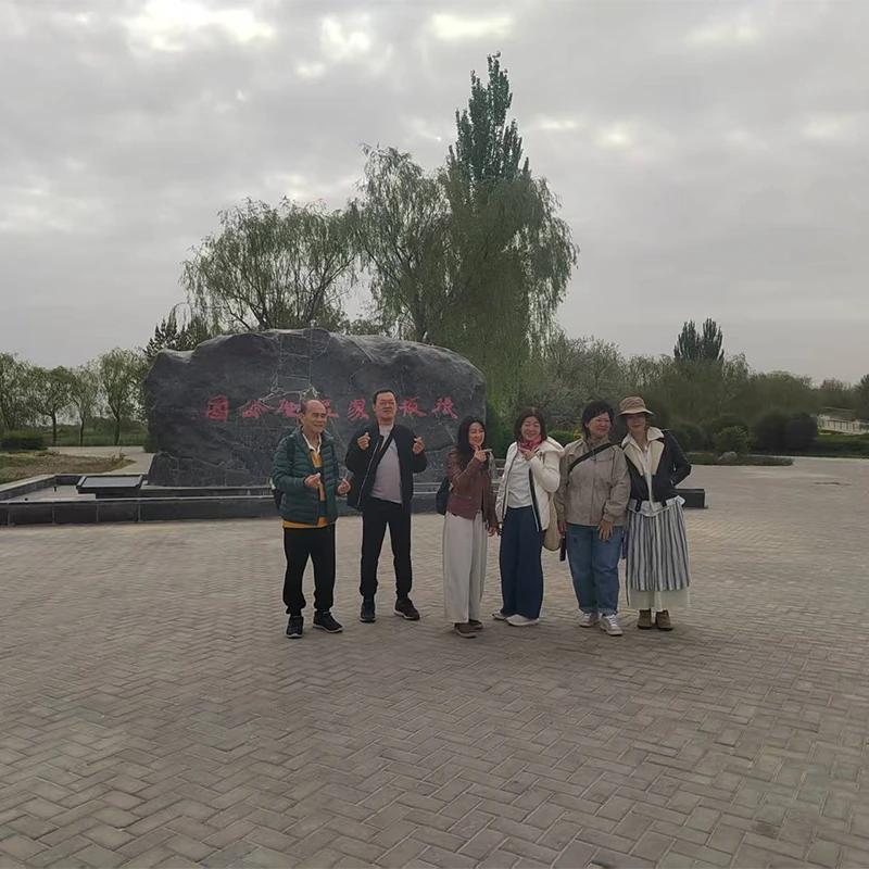 Rombongan tour dalam salah satu rute China bersama HalalChinaTrips