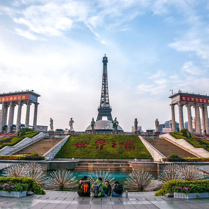 Menara Eiffel mini dan landmark dunia di Window of the World, Shenzhen