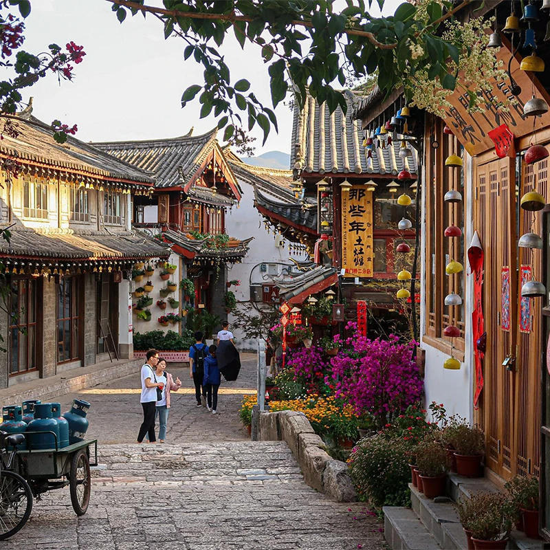 Arsitektur tradisional suku Bai di Kota Tua Xizhou dekat Dali