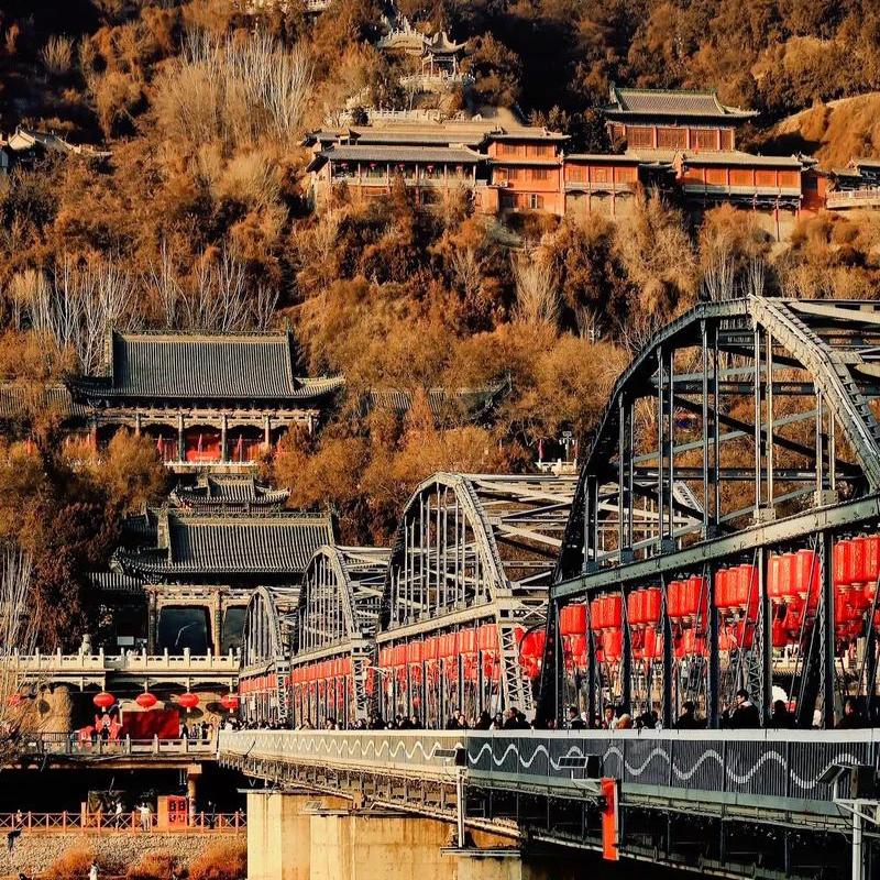 Jembatan Zhongshan, jembatan besi pertama di atas Sungai Kuning di Lanzhou